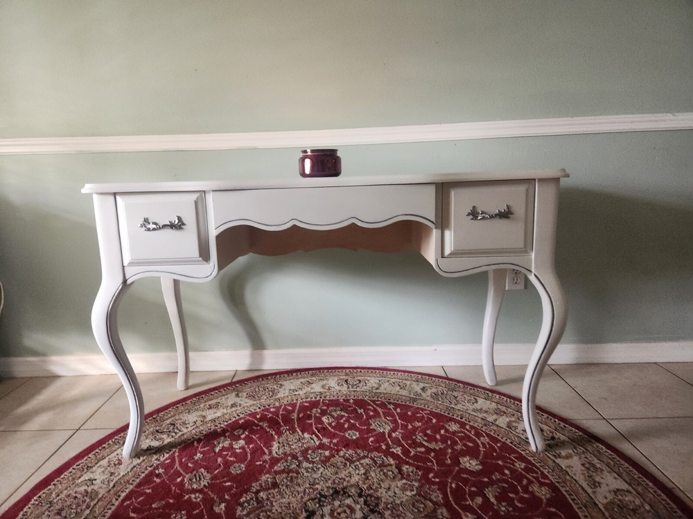 Vintage Desk/vanity