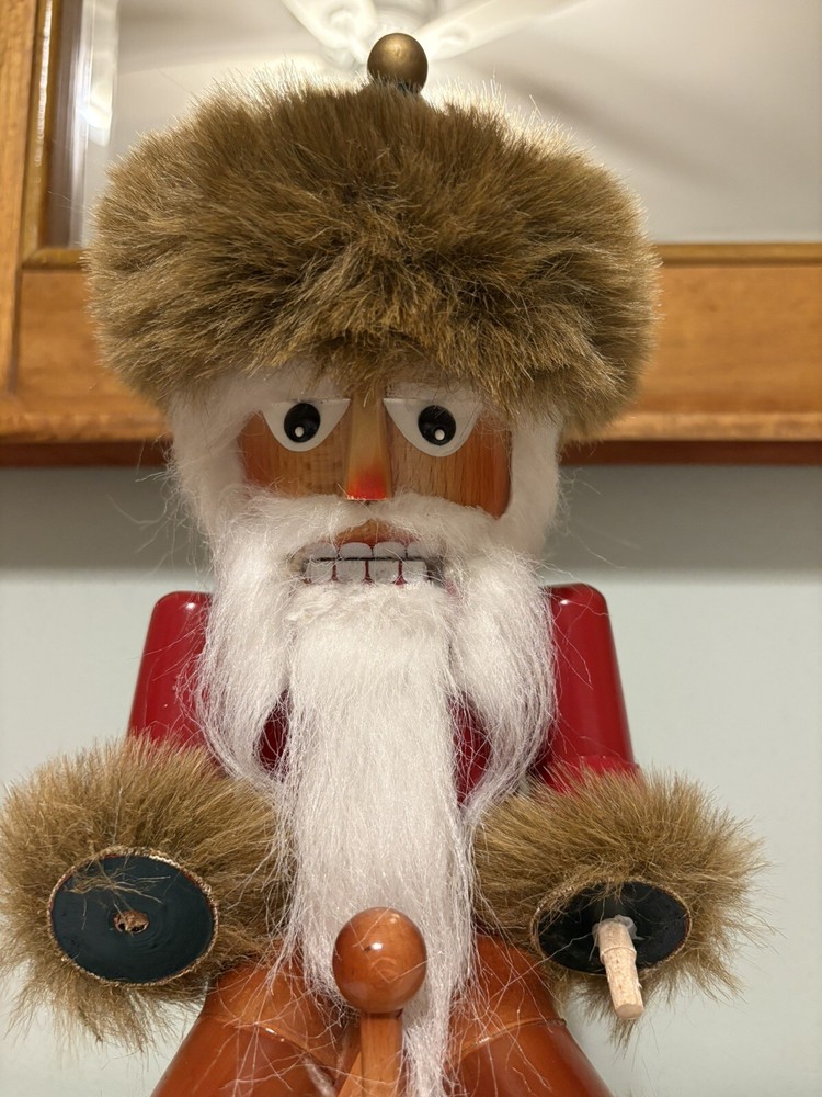 STEINBACH 14" Nutcracker The Sovereign GENGHIS KHAN. Missing Weapons. As Is.