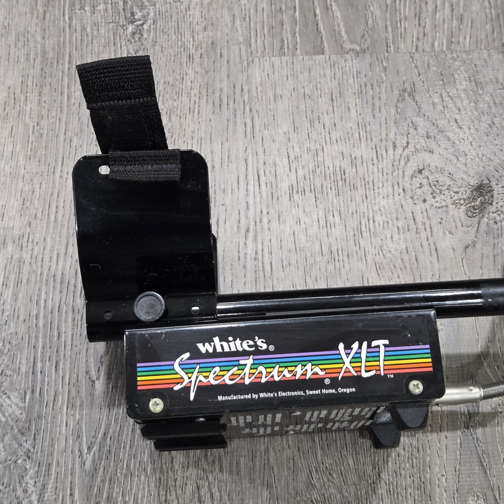 White's Electronics Spectrum XLT Metal Detector