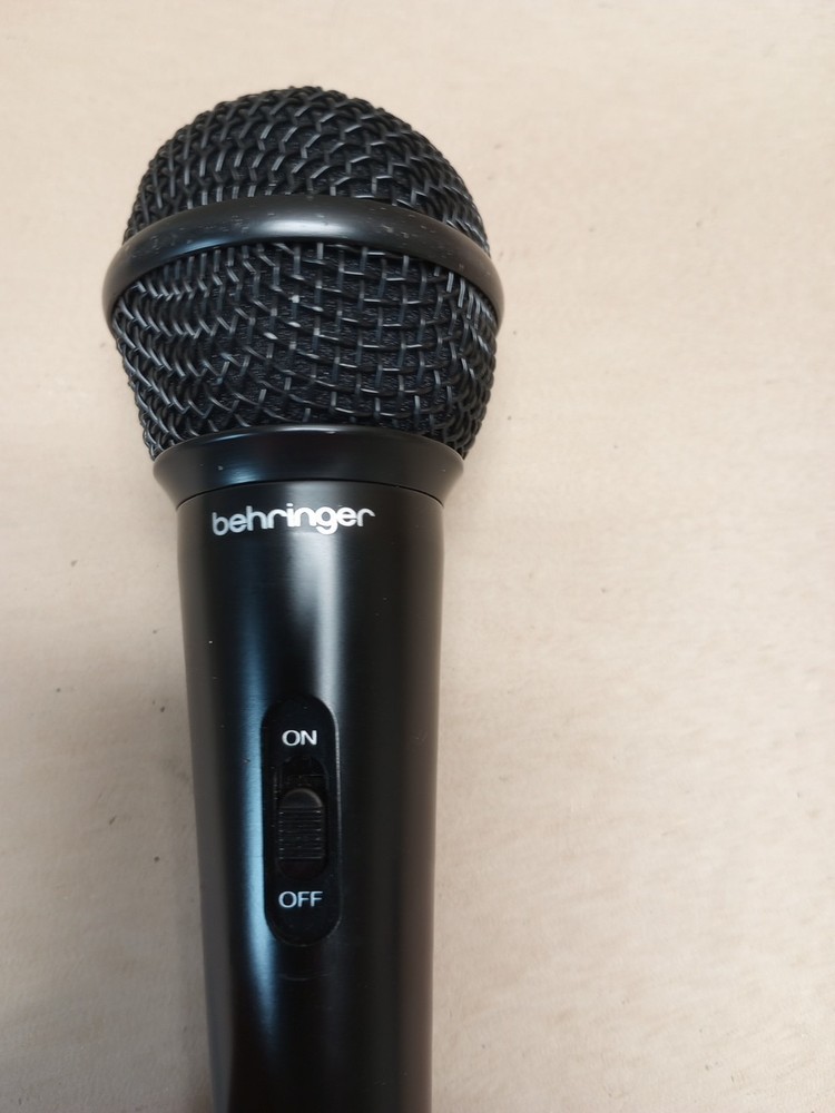 Behringer XM1800S Ultravoice Dynamic Microphone