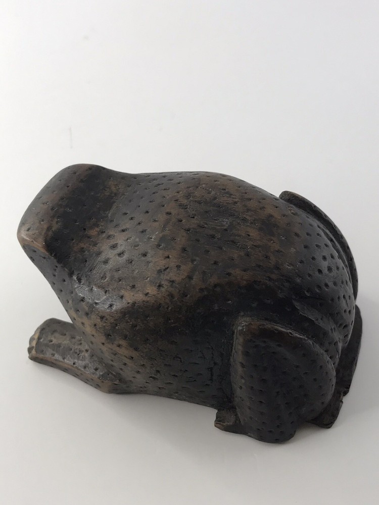 Rare Very Early Japanese Carved Wood Toad Shaped Box