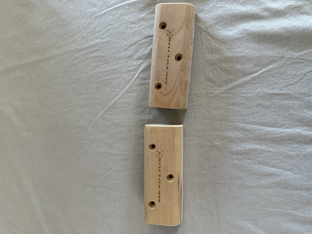 Metolius Campus Blocks Large 2 Pack Climbing Hand Grip Training - New with Tag