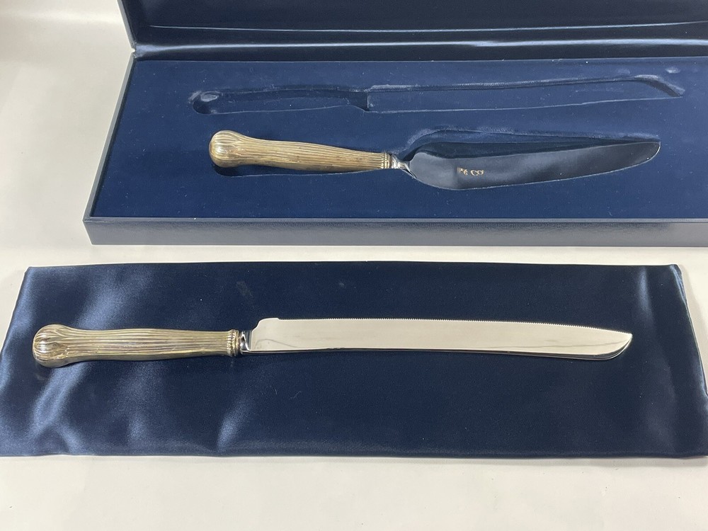 Tiffany & Co. Botanical-Lotus Pattern Sterling Silver Wedding Cake Serving Set