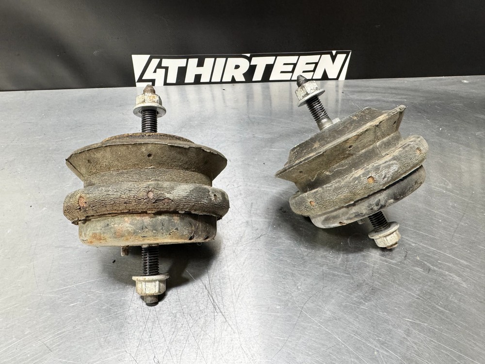 97-04 CORVETTE C5 MOTOR MOUNTS OEM #L90