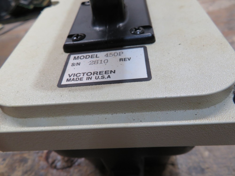 FLUKE BIOMEDICAL Radiation Detection Survey Meter 450P UNTESTED AS IS
