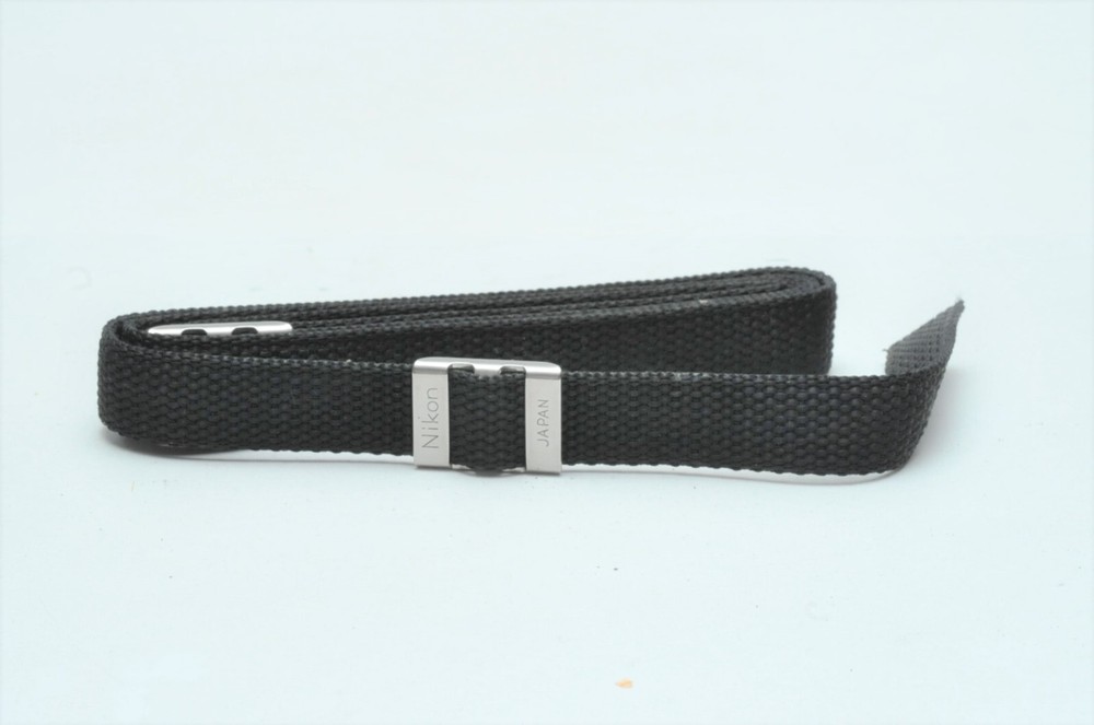 Nikon Classic Large Telephoto Lens Strap
