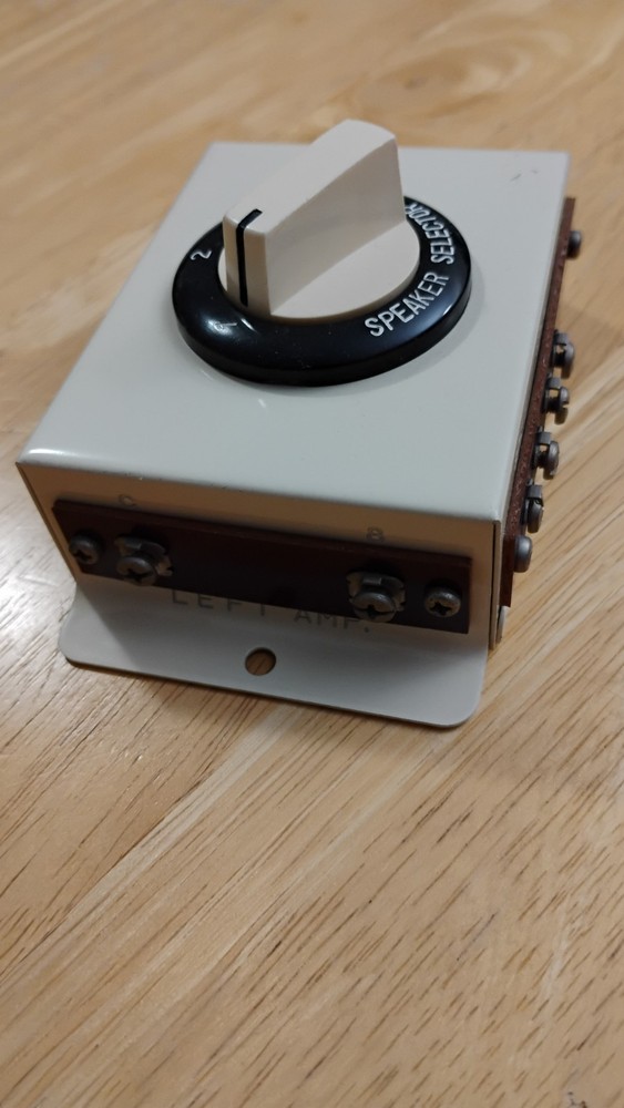 Speaker Selector Switch