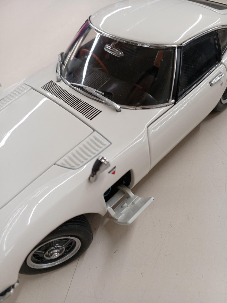 Ebbro 1/24 Toyota 2000Gt