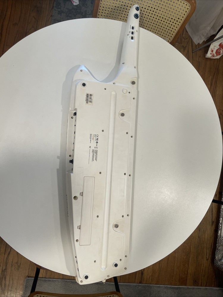 Roland AX-Synth 49-Key Keytar Synthesizer White Tested Working