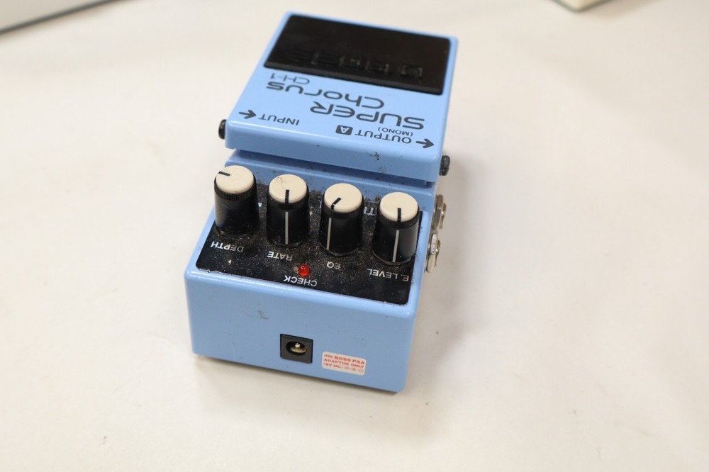 Boss CH-1 SUPER Chorus Effects Pedal