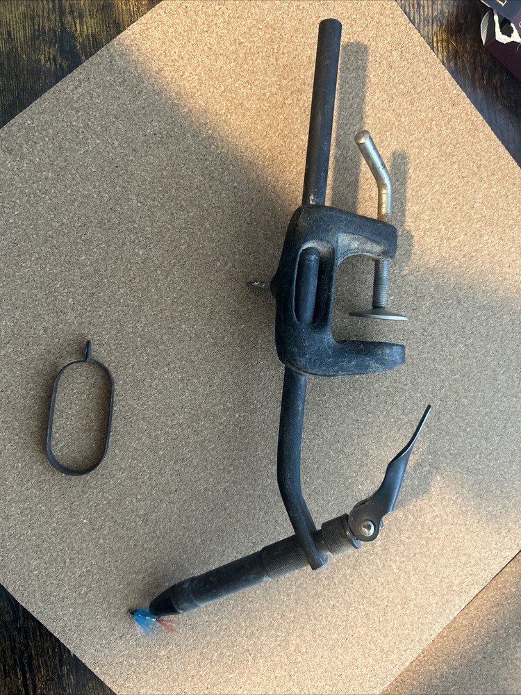 vintage thompson fly tying vise With Trigger Release, Cast Iron Quality 5a