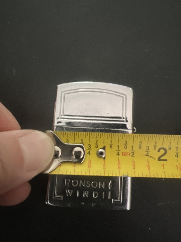 Vintage RONSON WIND II Cigarette Lighter