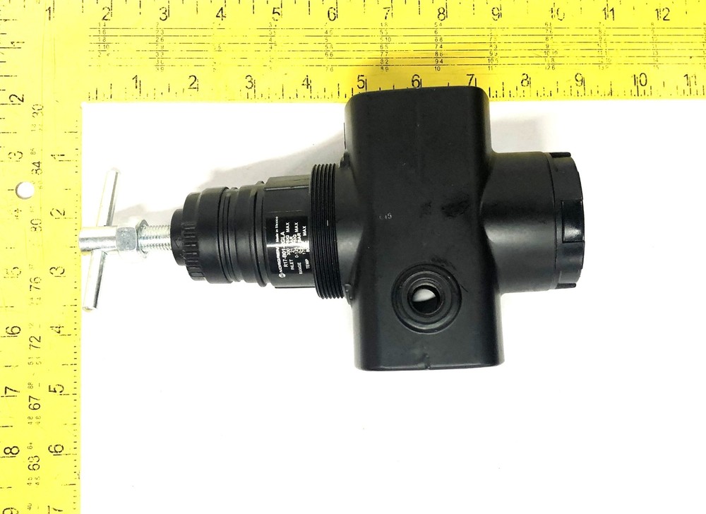 Norgren Compressed Air Filter R17-B01-RGLA NOS