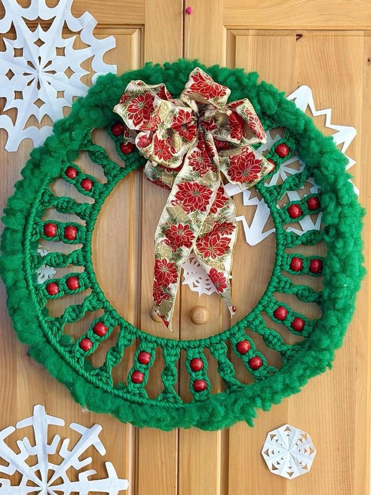 VTG Macrame Christmas Wreath Wall Hanging Handmade