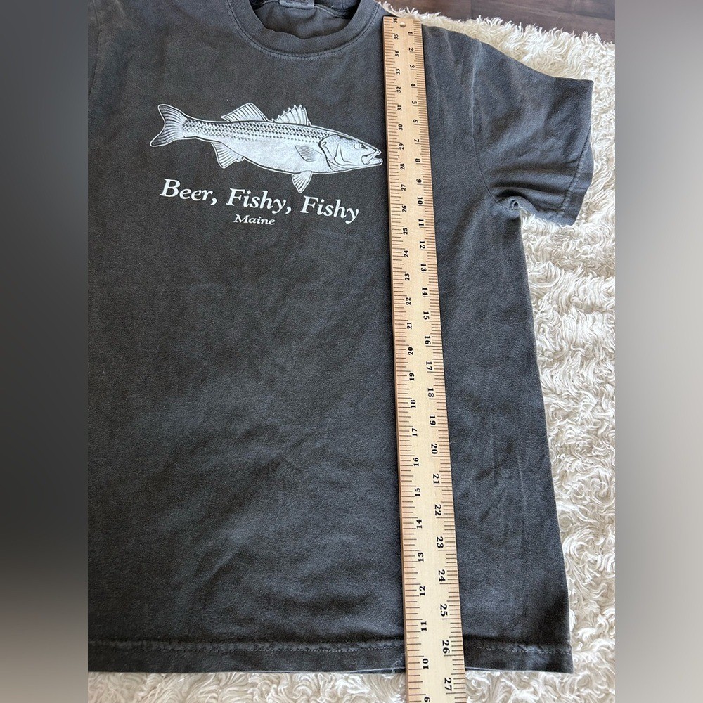 Comfort Colors Graphite Fish Tee SIZE M