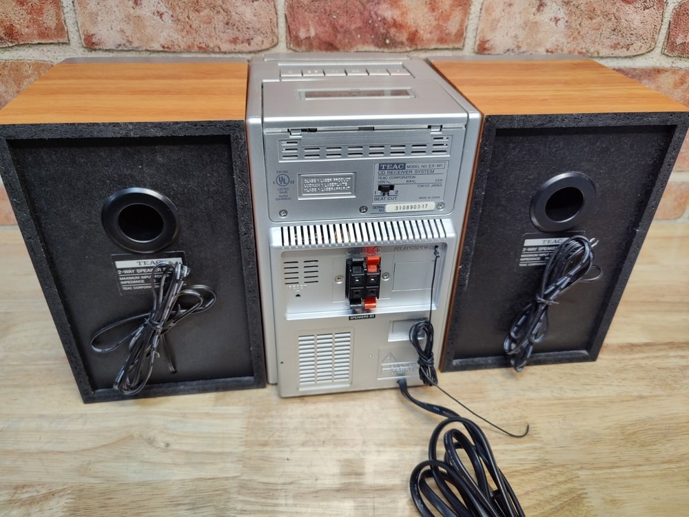TEAC CD Receiver Cassette System EX-M1 w/Speakers NO REMOTE (READ)