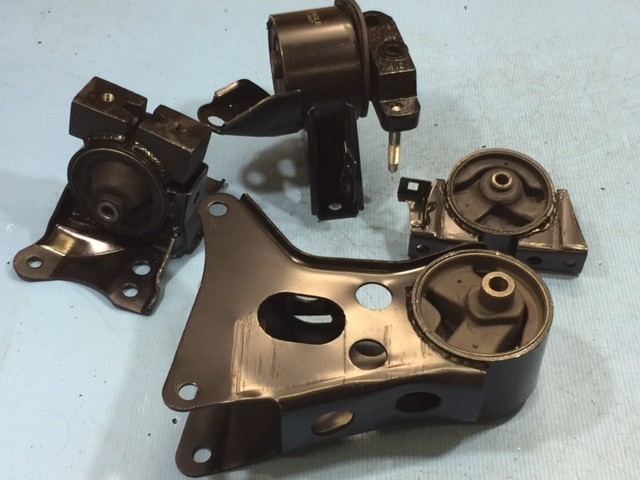Engine Mount & Automatic Trans Mount Set 4PCS for 2002-2006 Nissan Sentra 2.5L