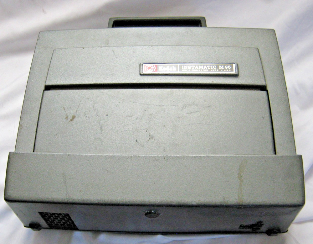 Vintage Kodak Instamatic M95 Projector UNTESTED