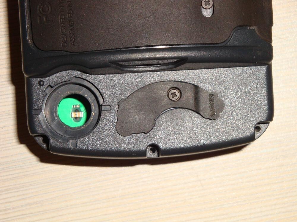 Garmin GPSmap 496 Shell + Data Card Holder Socket