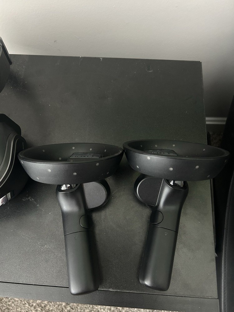 HP Windows Mixed Reality Headset With Controllers