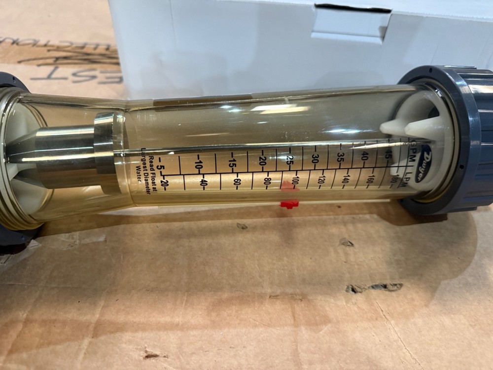 DWYER INSTRUMENTS Polycarbonate Flowmeter LFMF-16-I2