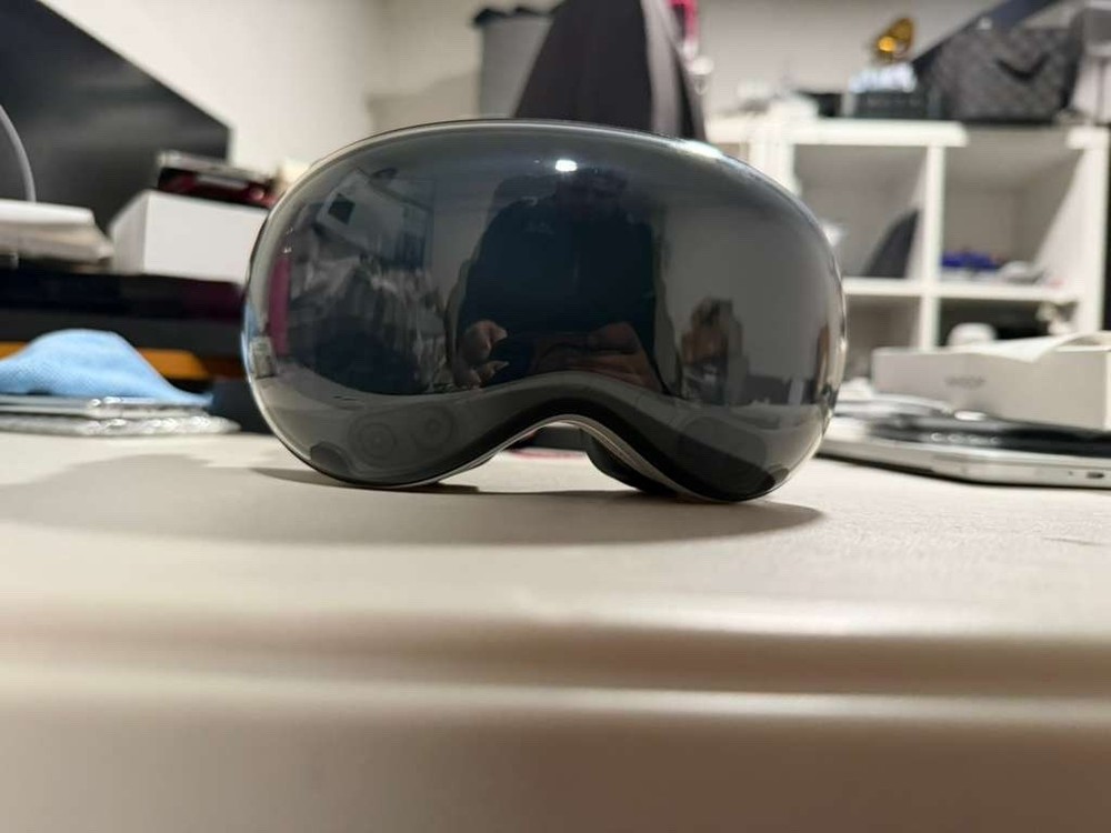 Apple Vision Pro Powers On Activation Restricted For Parts Only– Tested