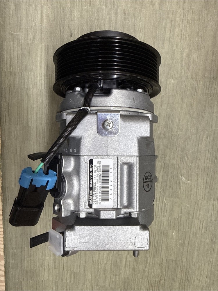 John Deere AL232176 Compressor, A/C - Air Conditioner