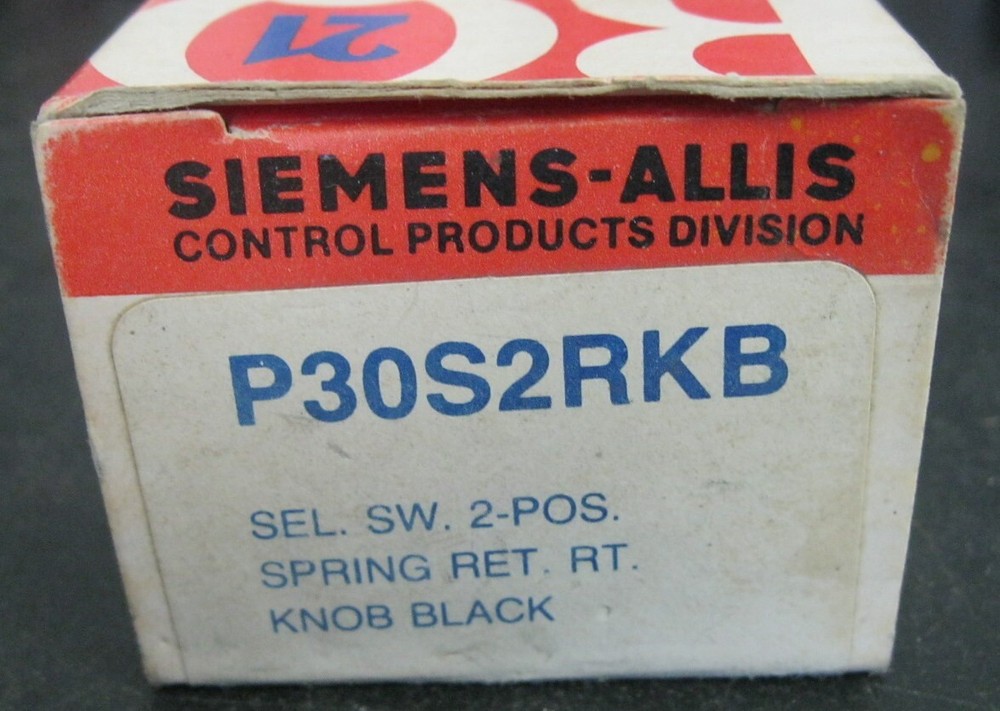 Siemens-Allis P30S2RKB Selector Switch 2 Position Spring Return