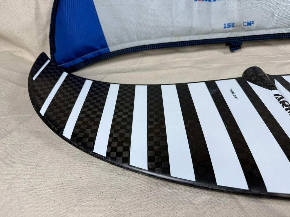 Armstrong HS 1550 Front Wing