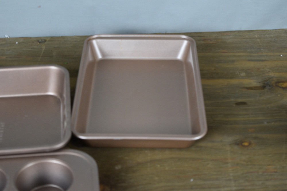 Nonstick Bakeware Set 7 Piece Muffin Loaf Round Square Rectangular Pans Bronze