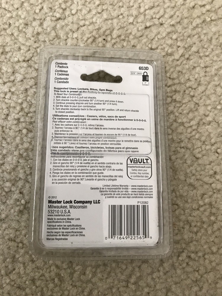 Master Lock 653D combination padlock - NEW