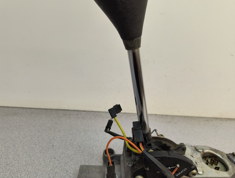 SAAB 900 Classic Automatic Shifter Ignition With Key OEM 9301698