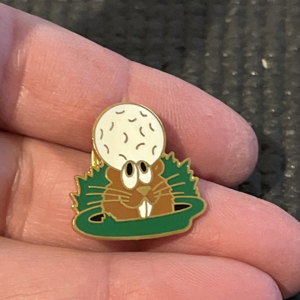 Golf Gopher lapel pin 5920