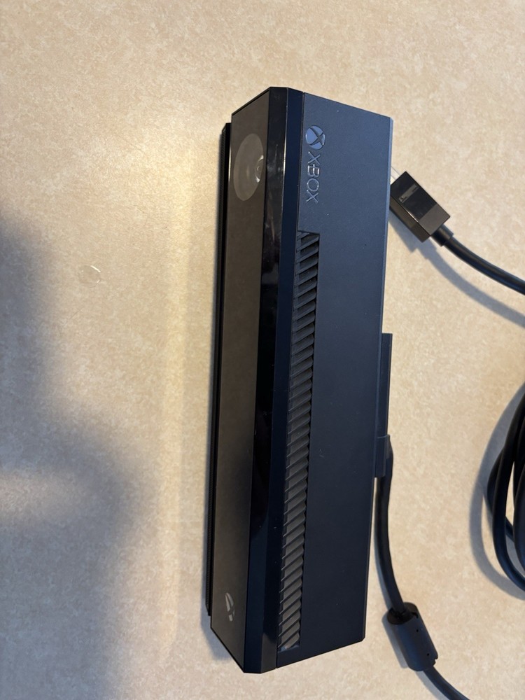 Kinect for Xbox One - Model 1520 - Motion Sensor Bar Camera Connect