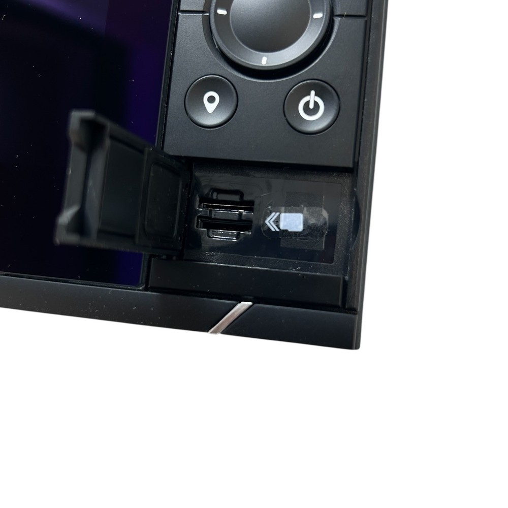 Mercury 8M0124497, Vessel View 703, Marine Touch Screen Display (Screen Defect)