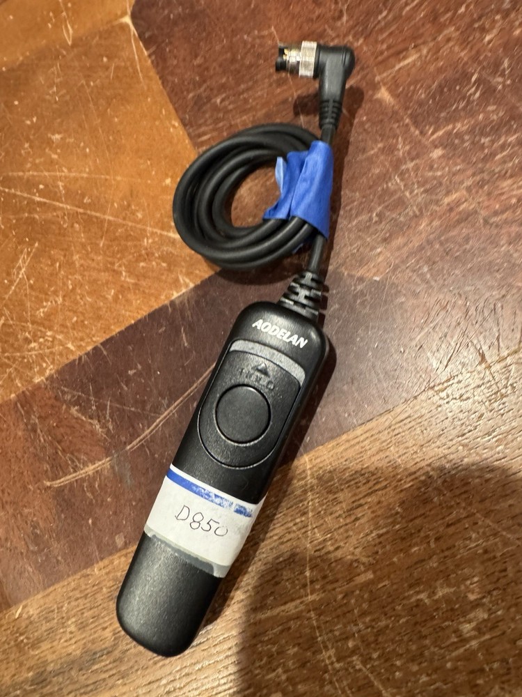 Aodelan RS-N8 Wired Remote Shutter Release Switch for Nikon Used