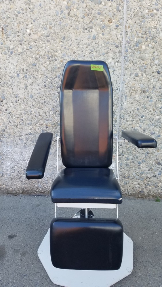 UMF Medical Power Exam Table