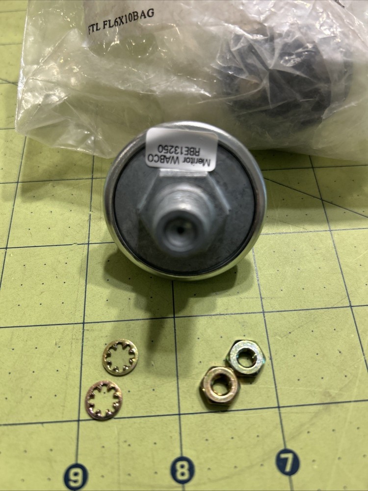 Meritor Wabco RBE13250 Switch