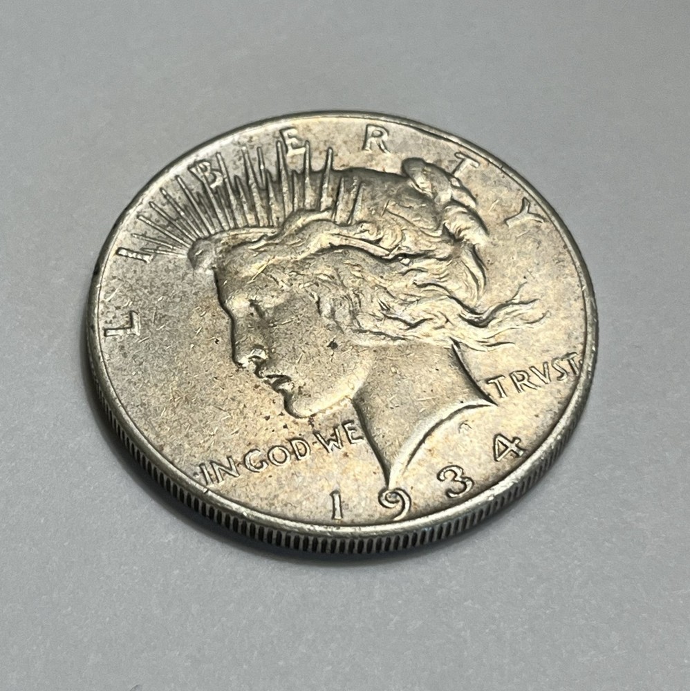 1934 S Peace Dollar , 90% Silver , *** BETTER DATE *** NICE CODITION ***