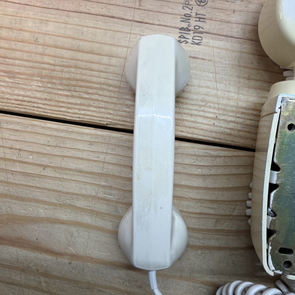 AUTOMATIC ELECTRIC SPACESAVER Wall Phone NB 830. D