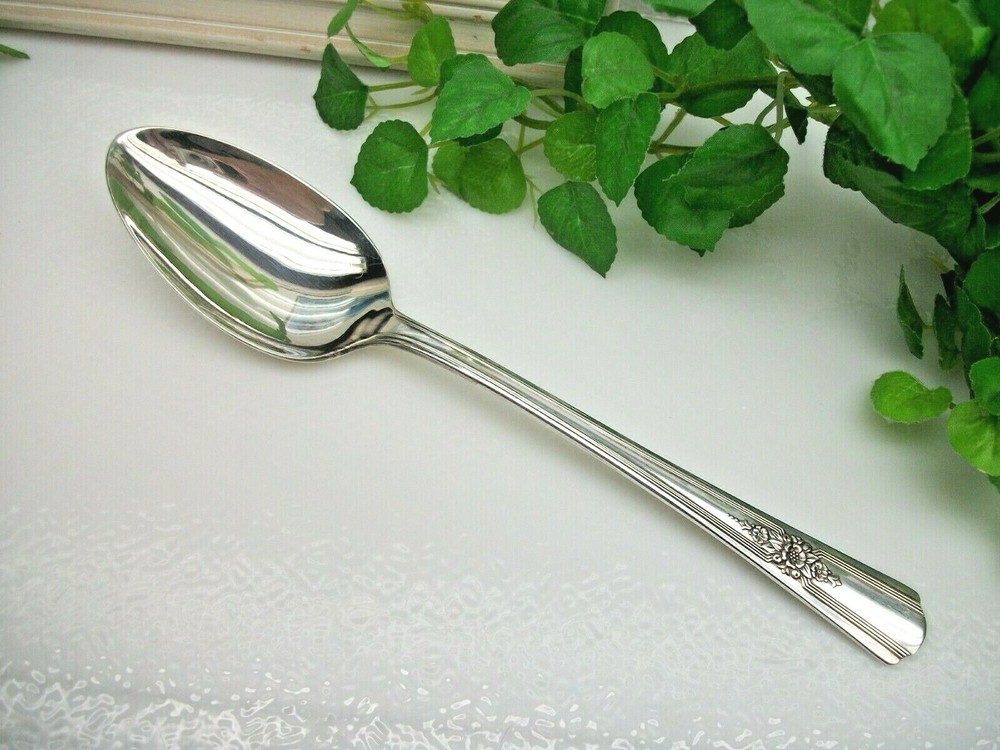 International Desire ROYAL PAGEANT Silverplate Solid Serving Spoon 1940