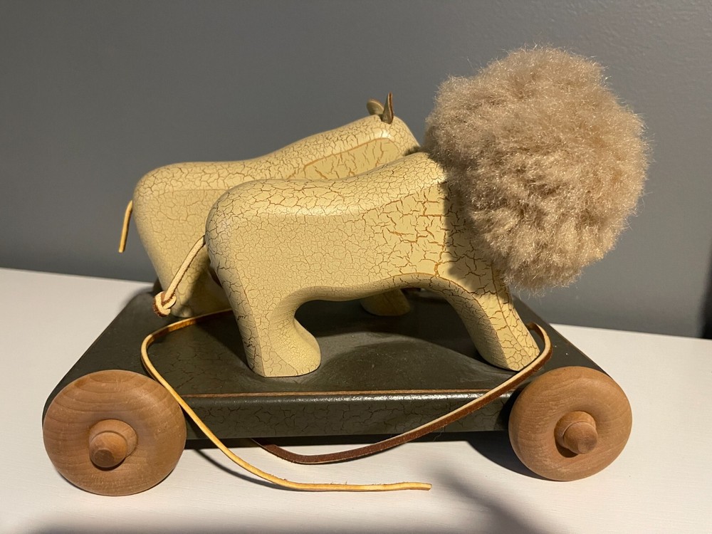 Henn Workshops Lions Pull Toy 1999 SIGNED
