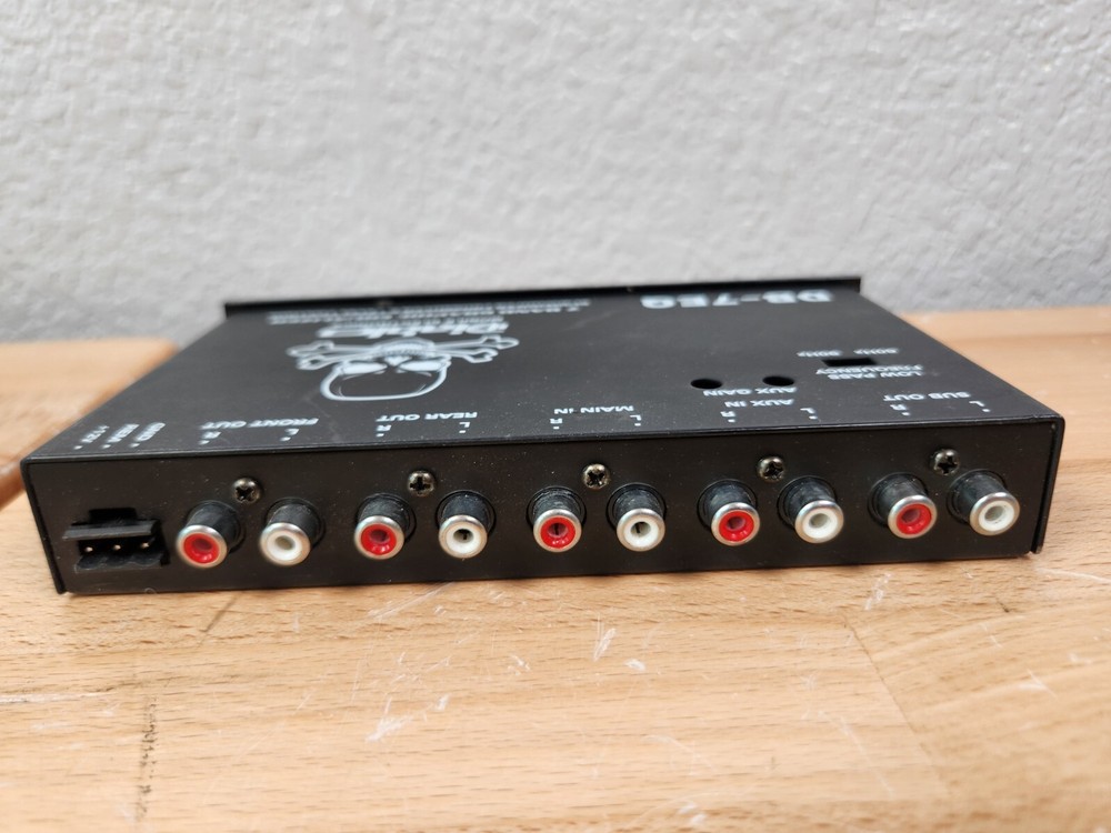 Diablo DB-7EQ 7 Band Graphic Equalizer Subwoofer Crossover & Level Control