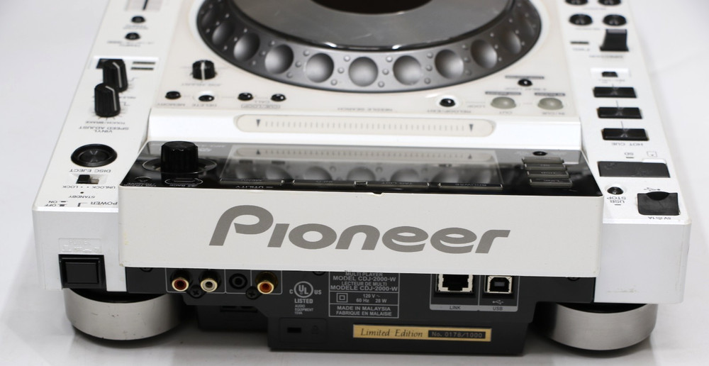Pioneer CDJ-2000-W Limited White Digital DJ deck CDJ2000 - 2000W