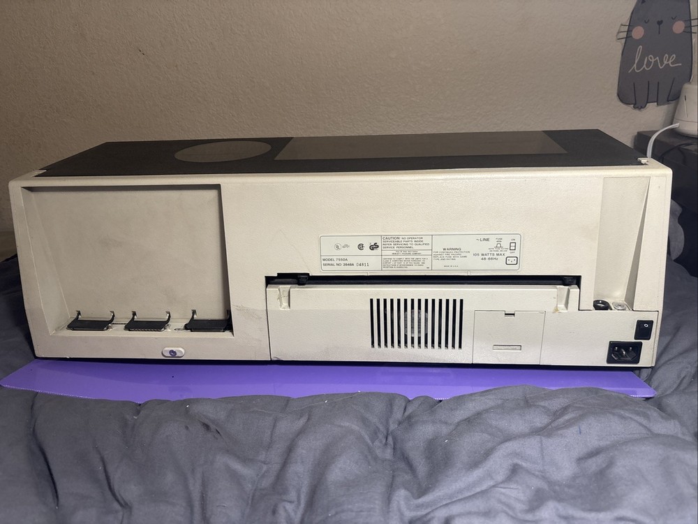 Hewlett-Packard HP 7550A graphics plotter with power cord