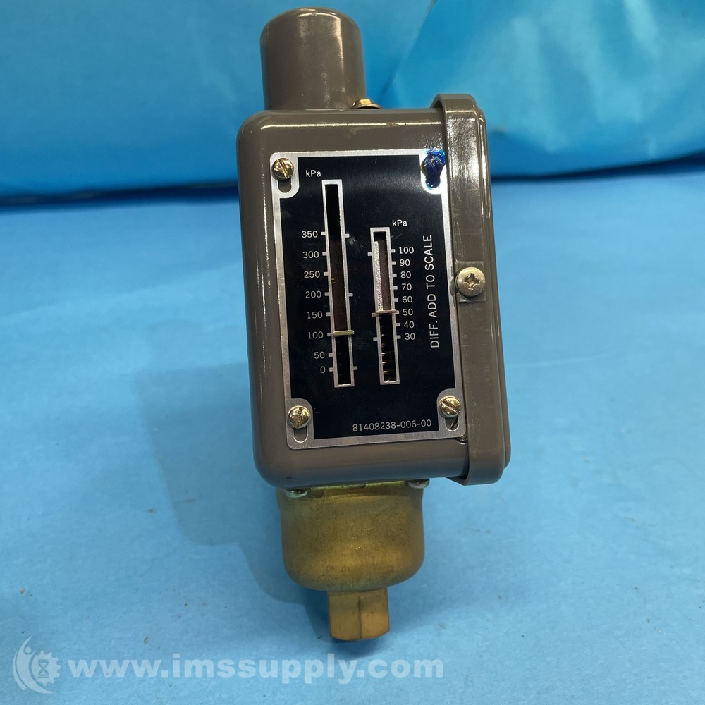 Yamatake L404F204 Pressure Controller FNIP