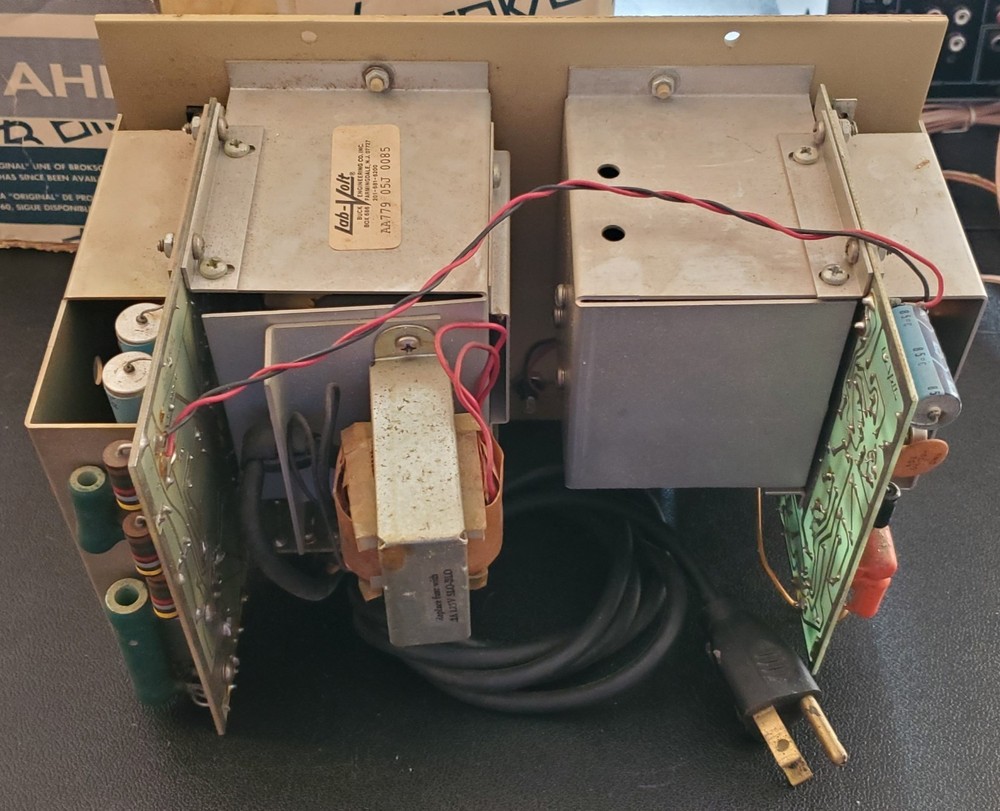 Lab Volt (AA 779) RF/AF Generator (No Case) Powers Up