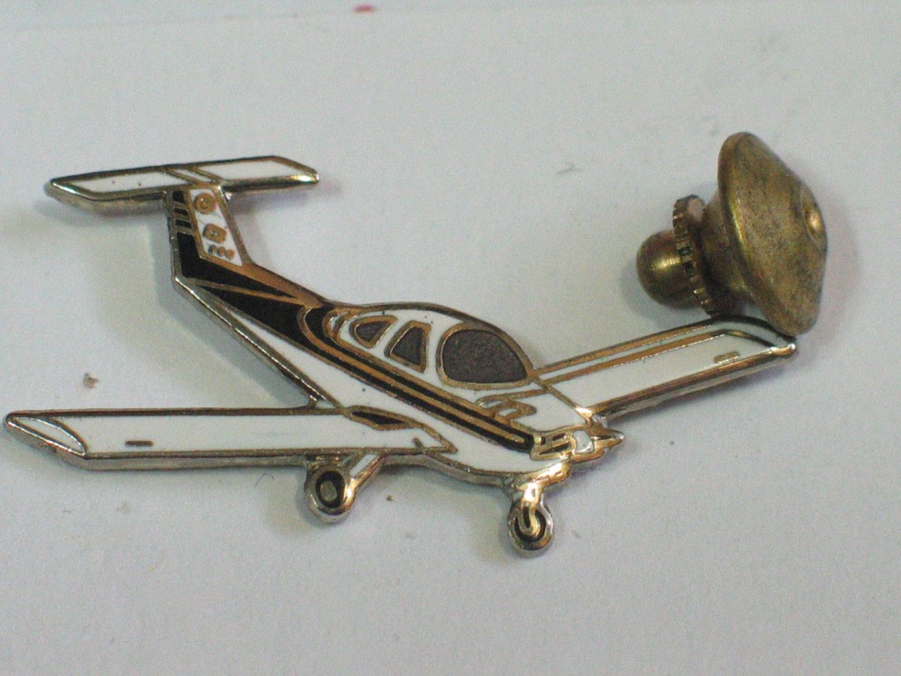 Beechcraft Skipper Airplane Aircraft Pin