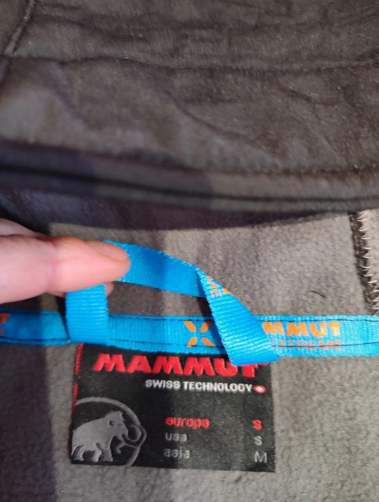 EIGER EXTREME mammoth softshell jacket. Men's. NWT