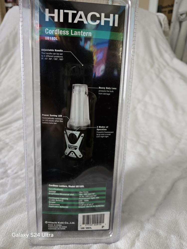 Hitachi UB18DL Cordless LED/Fluorescent Lantern, Adjustable Handle, 18V/14.4V